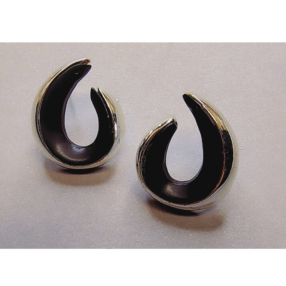 CHICO'S VINTAGE SILVER AND BLACK TEARDROP POST EARRINGS
